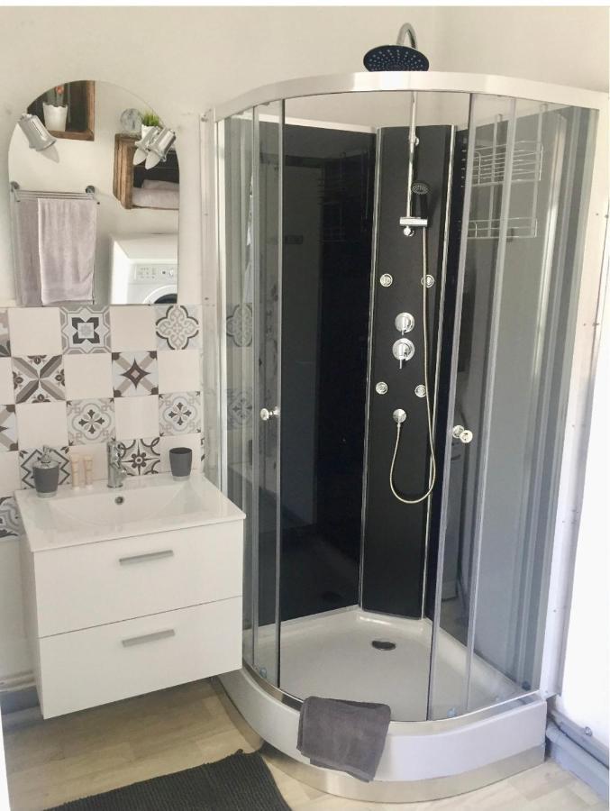 Apartment T2 Proche Vieille